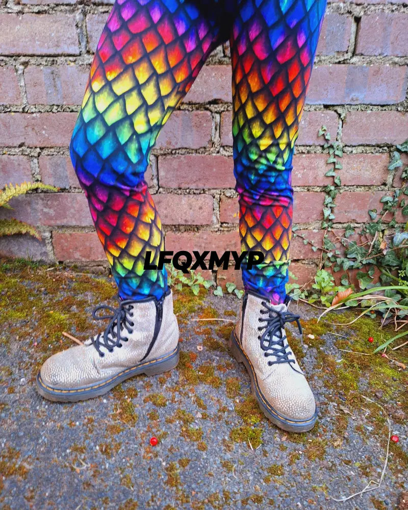 Dragon Scale Hemmed Leggings